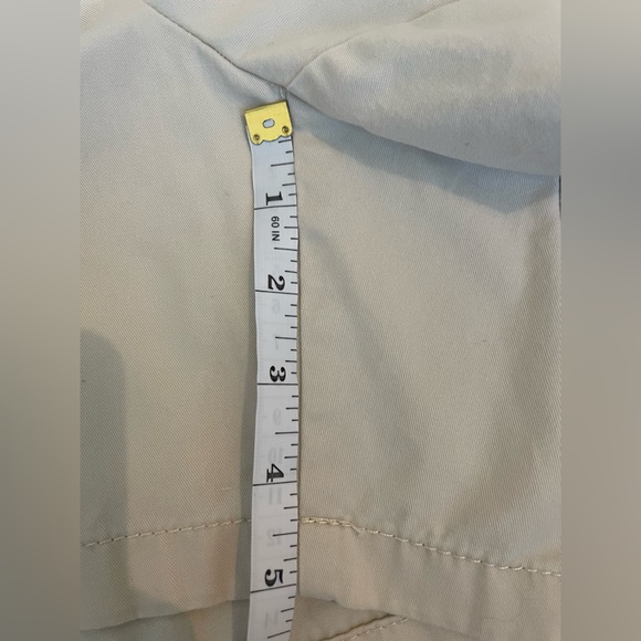 Ann Taylor Loft classic chino shorts size 12, 5” inseam - Picture 6 of 6